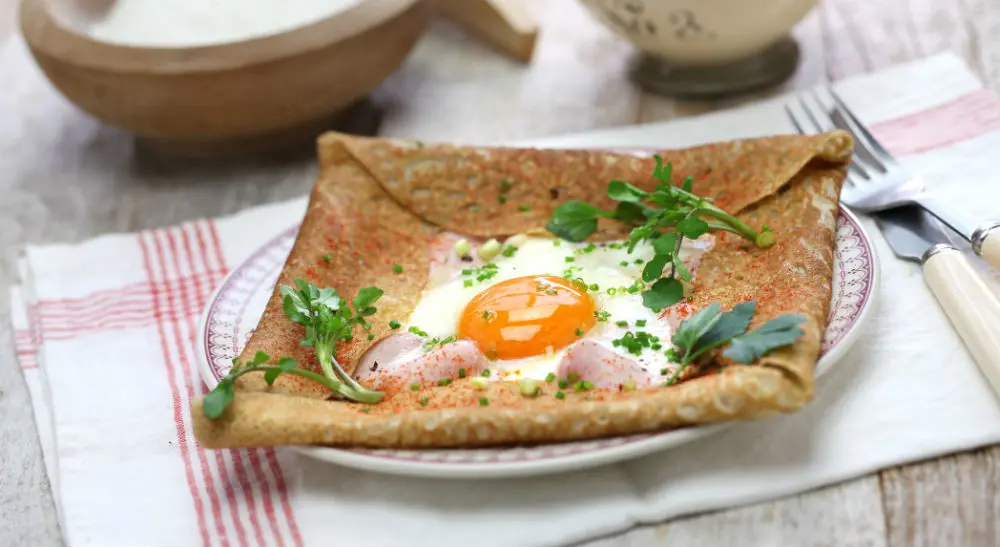 Non, la galette de sarrasin n’est pas (uniquement) bretonne