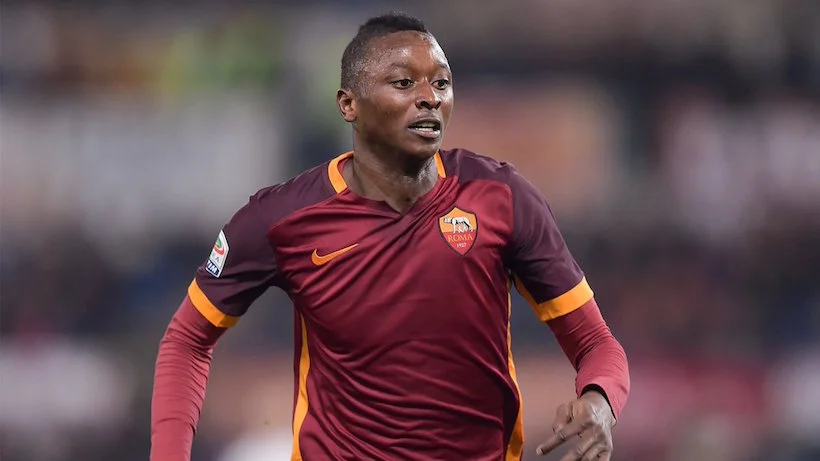 À 22 ans, un joueur va intégrer le staff de la Roma après avoir été déclaré inapte au foot