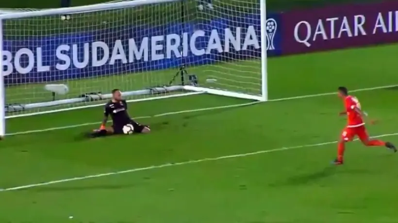 Vidéo : au Paraguay, un joueur tire une panenka, se loupe… et se fait licencier