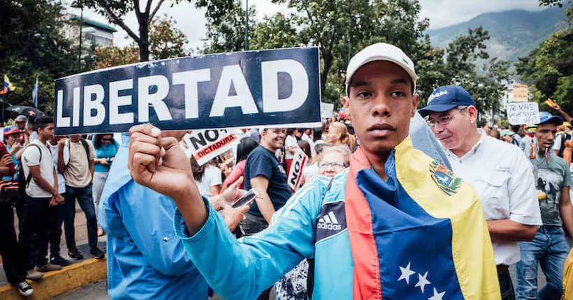Adrien Vautier documente avec éclat les manifestations vénézuéliennes