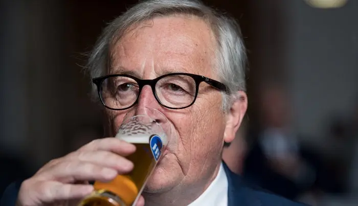 La Commission européenne dépense-t-elle vraiment 80 000 euros par an en alcool ?
