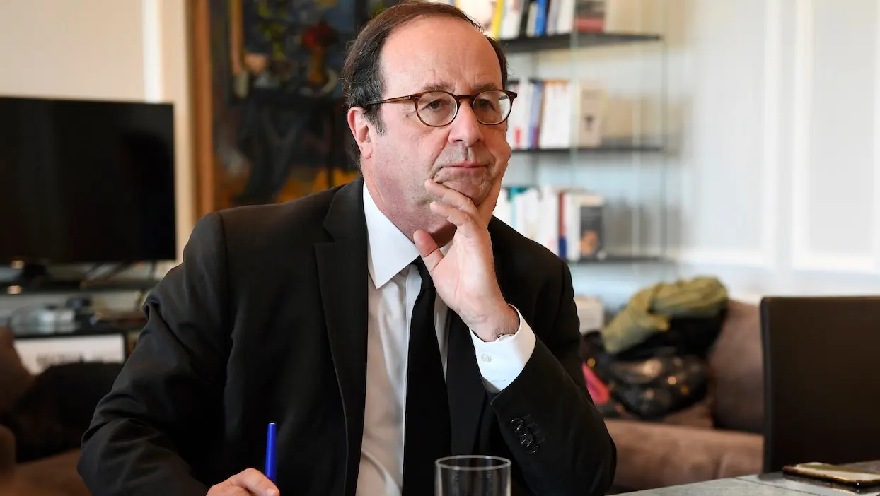 François Hollande “regrette” de ne pas s’être représenté en 2017