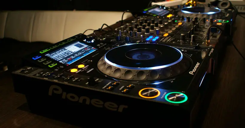 Les DJ du monde entier sont en deuil : Pioneer DJ est à vendre