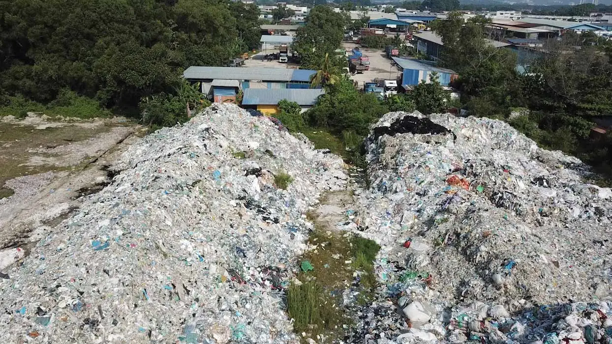 Vidéo : le scandale du plastique français exporté en Malaisie