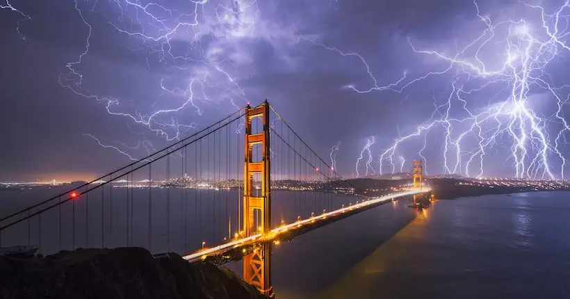 Le pont de San Francisco immortalisé sous une pluie d’éclairs