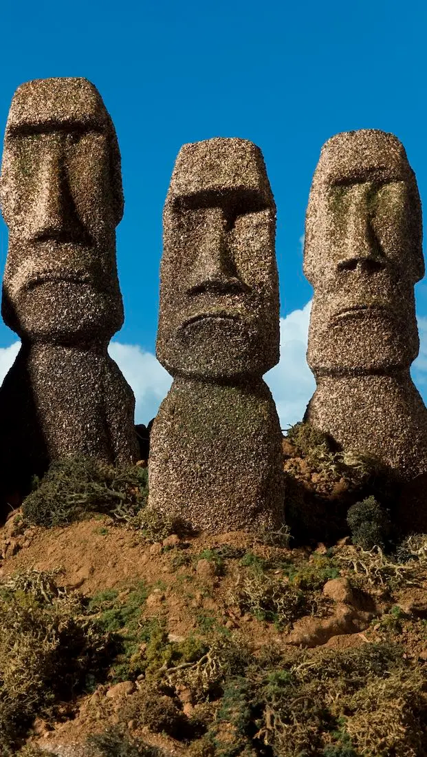 Les statues de l’île de Pâques menacées par les selfies et les touristes