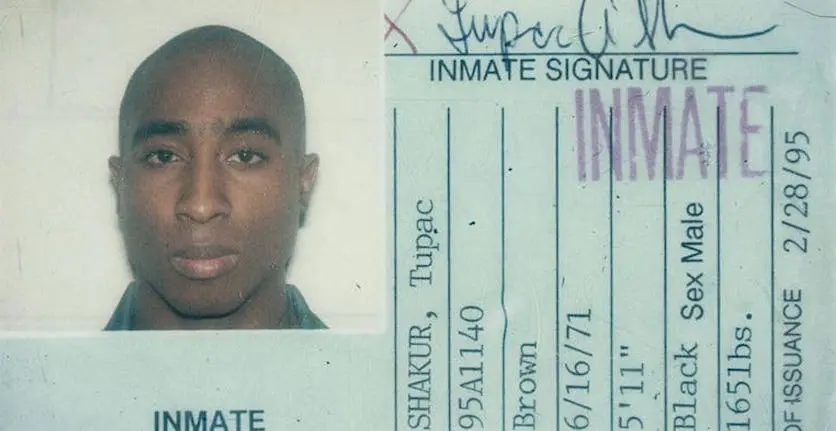 La carte d’identité de prisonnier de 2Pac va être vendue aux enchères