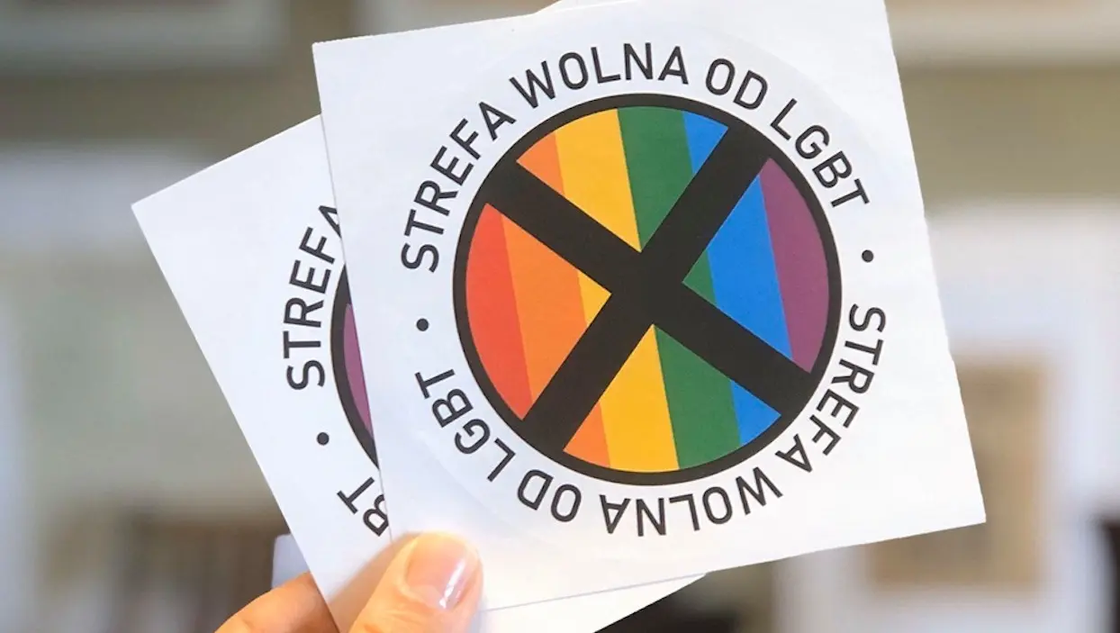 Un magazine polonais distribue des stickers “zone sans LGBT”