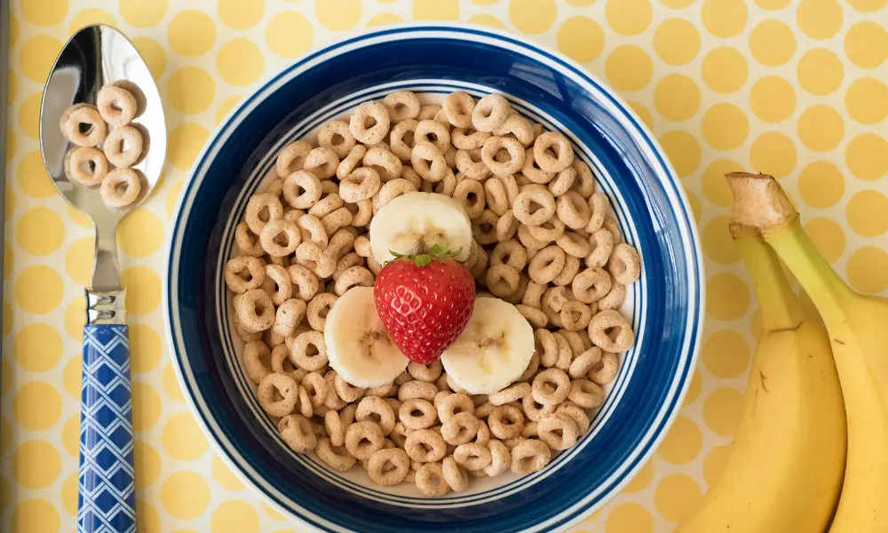 Le petit déjeuner doit-il vraiment être le repas le plus important de la journée ?