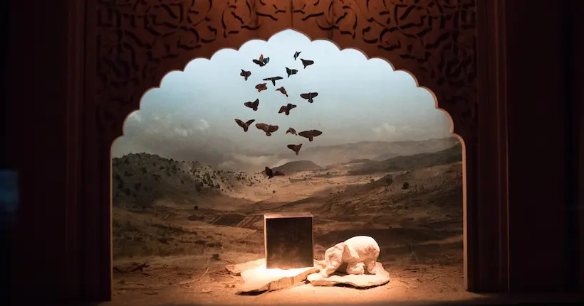 Arles 2019 : les dioramas poétiques de Randa Mirza explorent la mythologie arabe