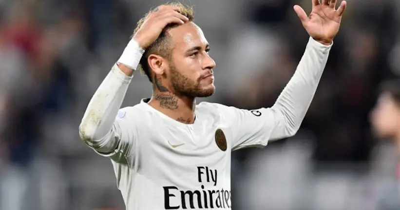 Neymar donne son équipe de rêve pour un match de foot à 5