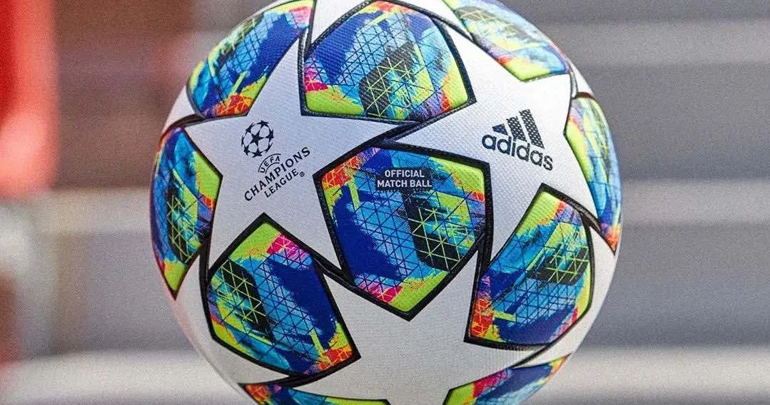 En images : voici le nouveau ballon de la Ligue des Champions ⚽️