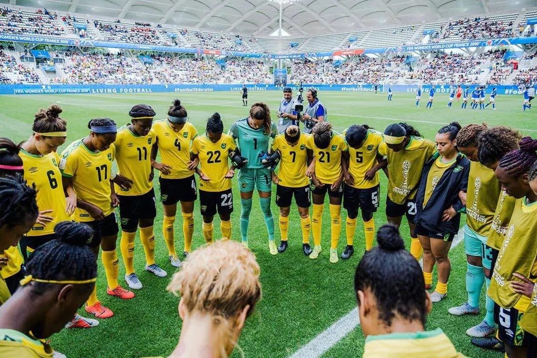 “No pay, no play” : les footballeuses jamaïcaines se mettent en grève pour être payées