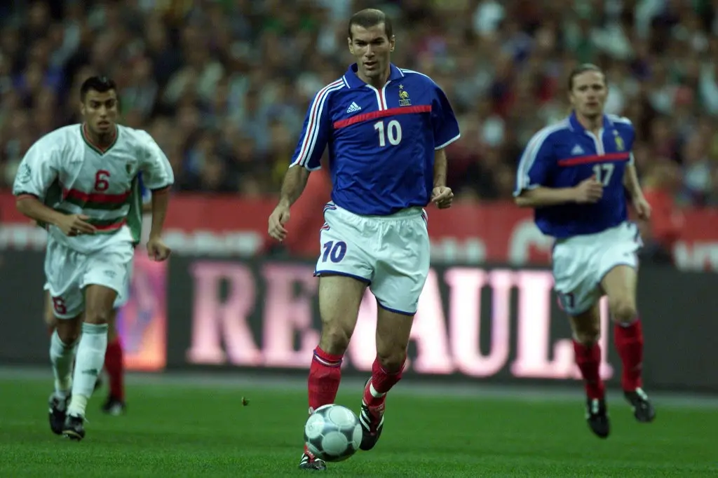 Quiz : êtes-vous vraiment (mais genre vraiment) incollable sur Zinédine Zidane ?