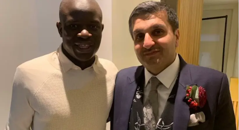 Quand N’Golo Kanté surprend la fille d’un fan de Chelsea à son mariage