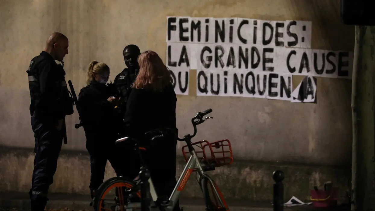 Affichage contre les féminicides : des militantes interpellées à Paris et à Lyon