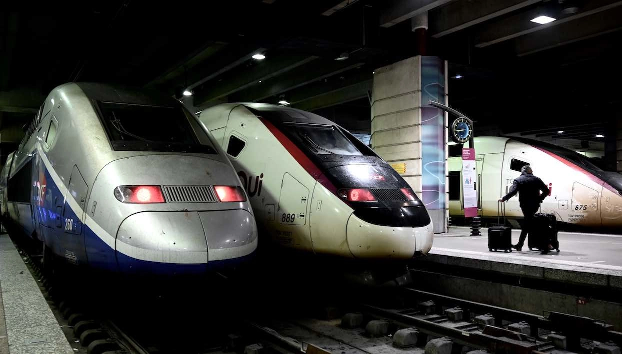C’est quoi cette histoire de “sabotage” sur les lignes de TGV à quelques heures de la cérémonie d’ouverture des JO ?