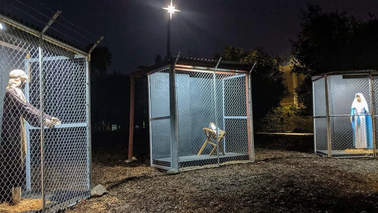 En Californie, une crèche emprisonne Jésus pour critiquer la politique migratoire de Trump