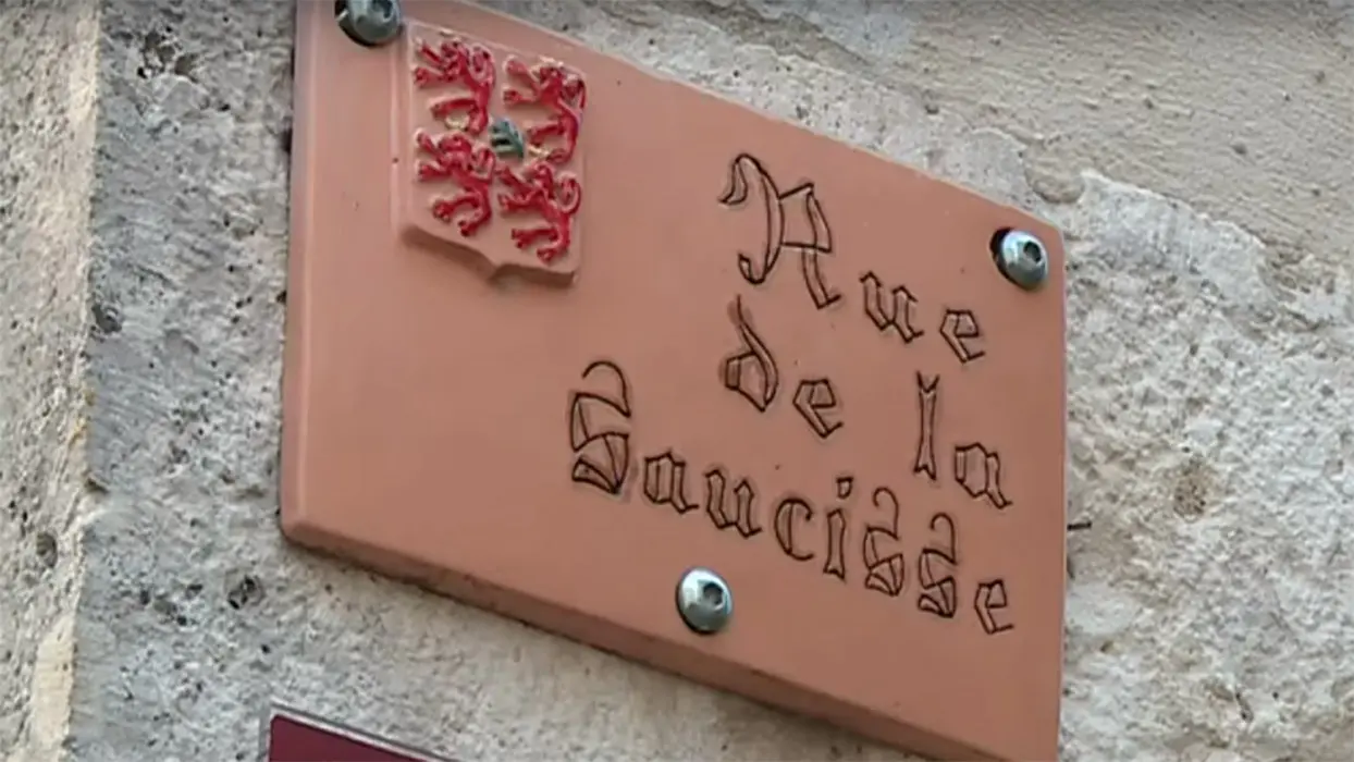 En Dordogne, une asso végane part en croisade contre la “rue de la Saucisse”