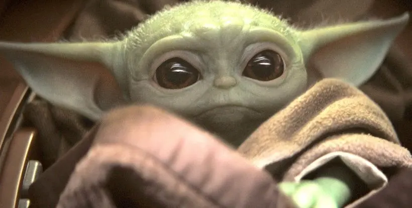 Cette photo de Baby Yoda et George Lucas va illuminer votre journée