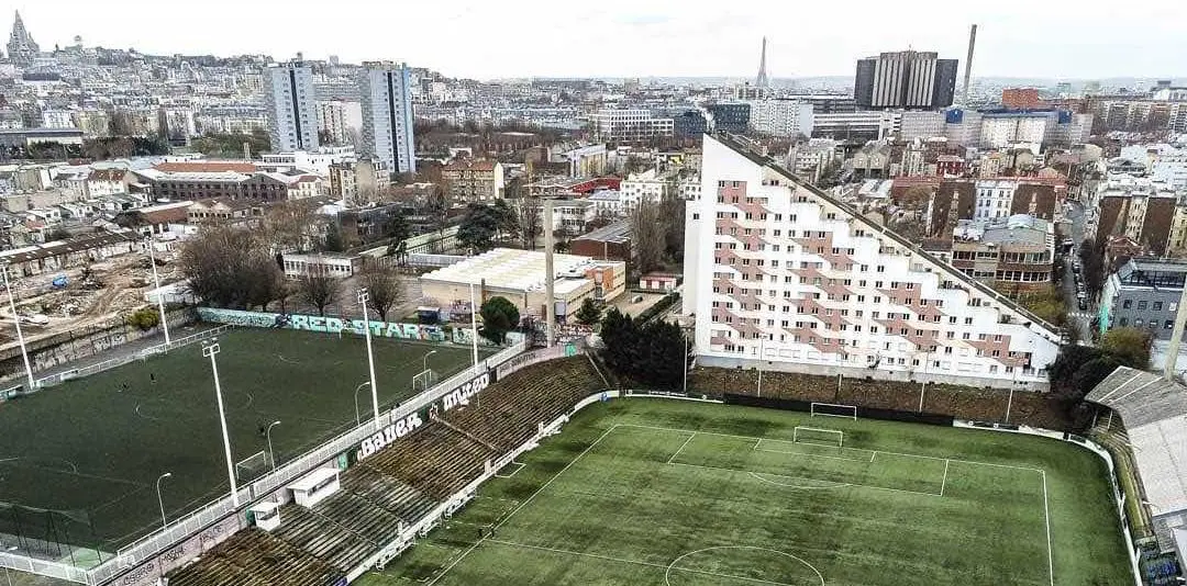 Le Red Star continuera de jouer à Bauer s’il monte en Ligue 2