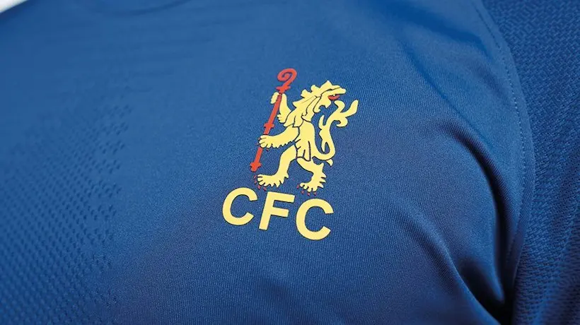 Chelsea dévoile un maillot spécial pour les 50 ans de sa première victoire en Cup
