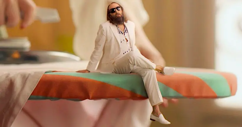 Sébastien Tellier signe son grand retour avec le clip perché de “A Ballet”