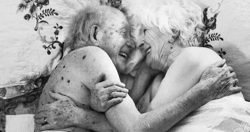 L’amour et la sexualité au troisième âge célébrés dans une série de photos touchantes