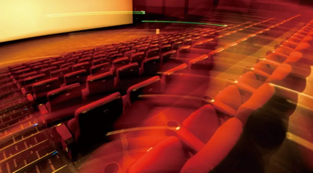 En Chine, le premier cinéma a réouvert ses portes après 50 jours de fermeture