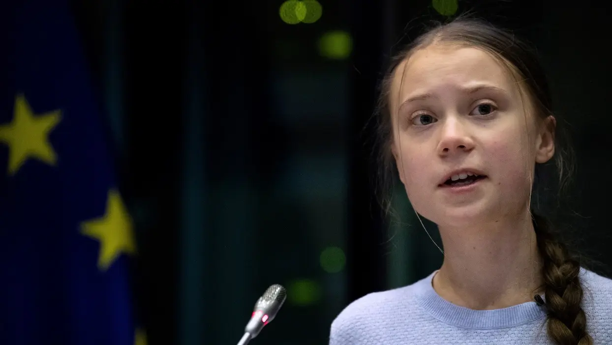“La maison brûle et vous allez vous coucher” : Greta Thunberg tâcle les eurodéputés