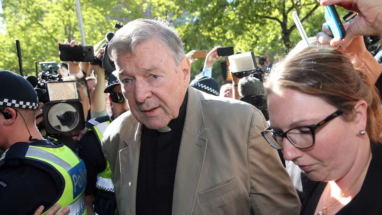Et pendant ce temps : accusé de pédophilie, le cardinal Pell a été acquitté puis libéré