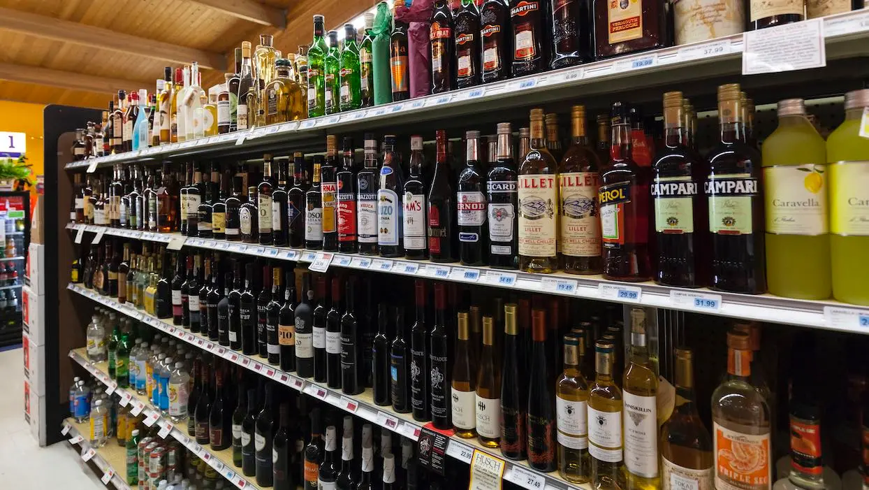 Morbihan : la vente d’alcool interdite jusqu’au 11 mai, mais pas de n’importe quel alcool