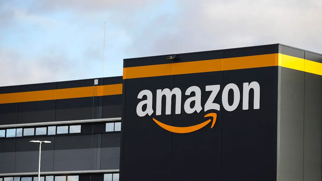 En pleine pandémie, Amazon continue de tourner