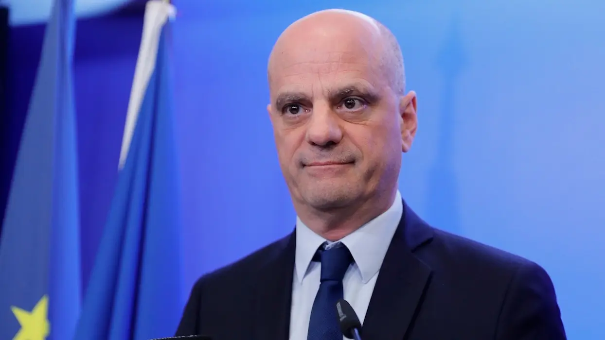 Le bac 2020 maintenu, mais sur la base du contrôle du continu, annonce Blanquer