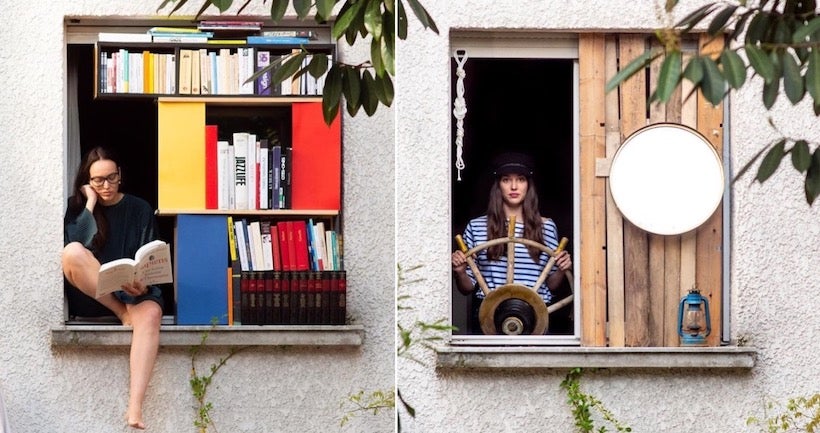 Un photographe a immortalisé la même fenêtre et la même voisine durant le confinement