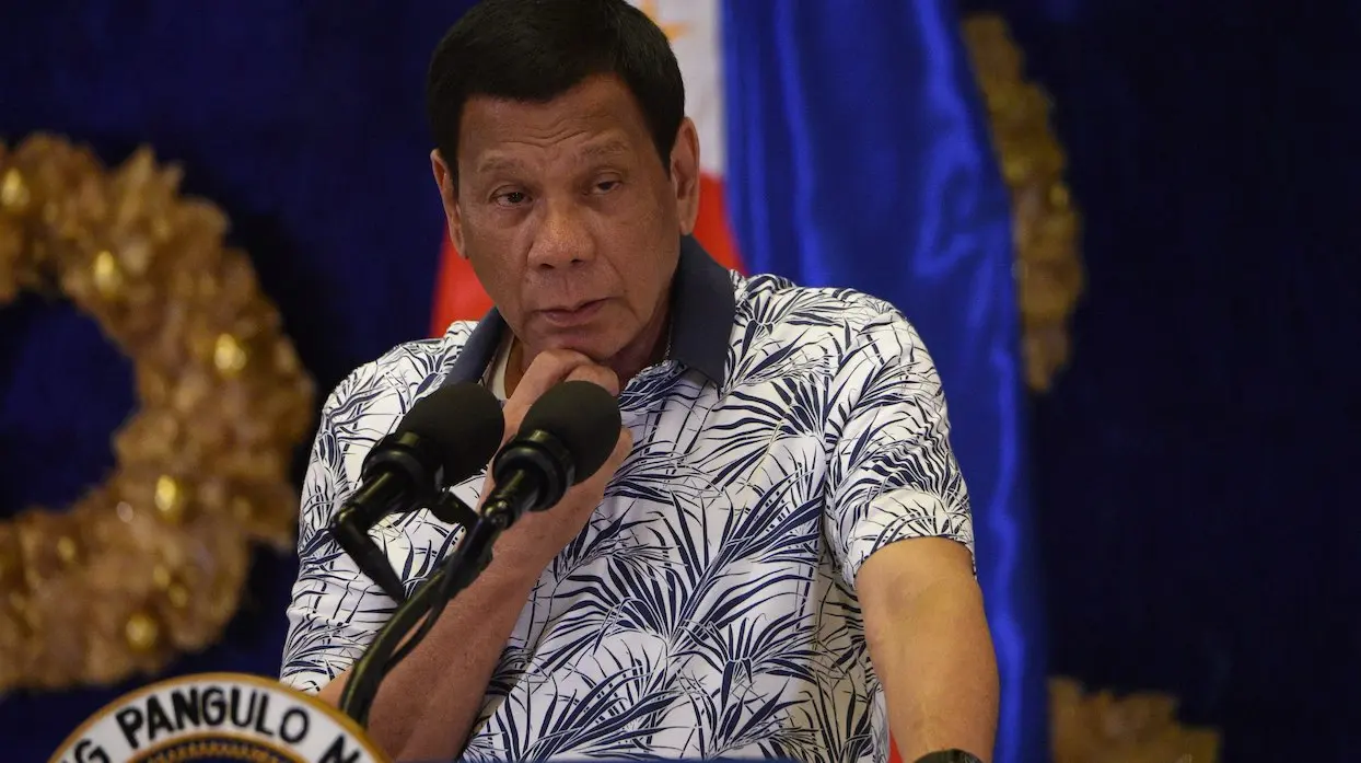 Confinement : le président philippin demande de “tirer” sur les fauteurs de troubles