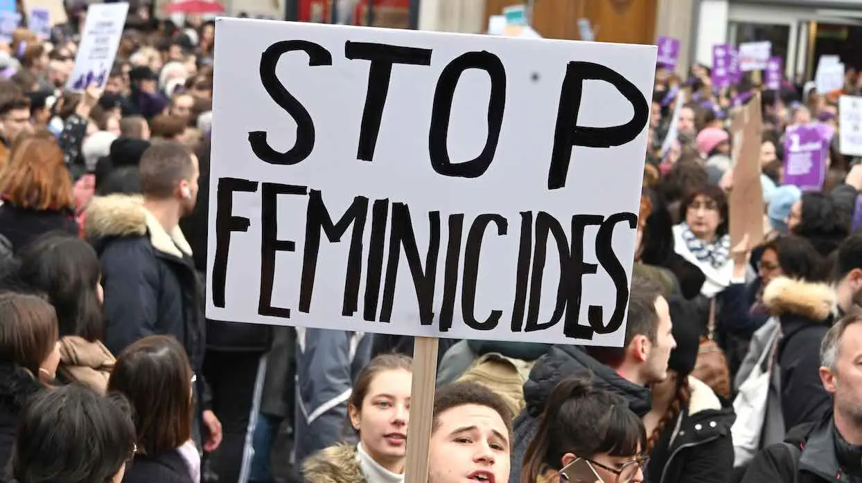 Et pendant ce temps : la France condamnée pour “faute lourde” après un féminicide en 2014