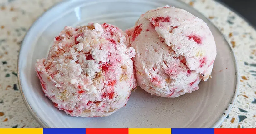Tuto : comment préparer une crème glacée à la fraise sans sorbetière