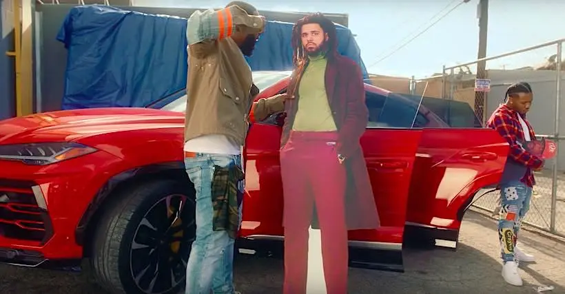 Clip : quand J. Cole se fait bolosser par les rappeurs de son label et celui de Kendrick
