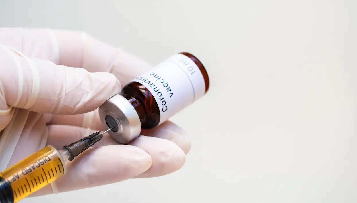 Vaccins contre le Covid-19 : le Royaume-Uni et l’Allemagne lancent les essais cliniques