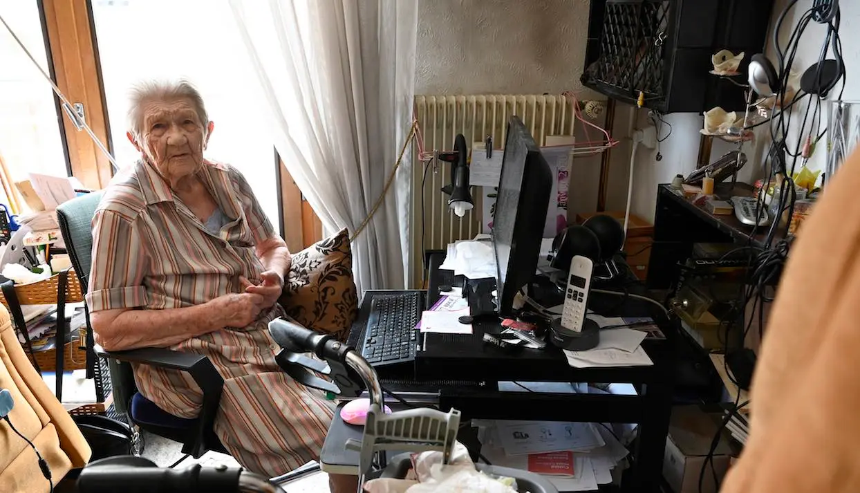 Une centenaire fait une grève de la faim : elle demande à être euthanasiée