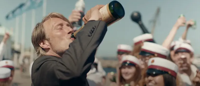 Drunk : voici le trailer le plus alcoolisé de l’année, avec Mads Mikkelsen