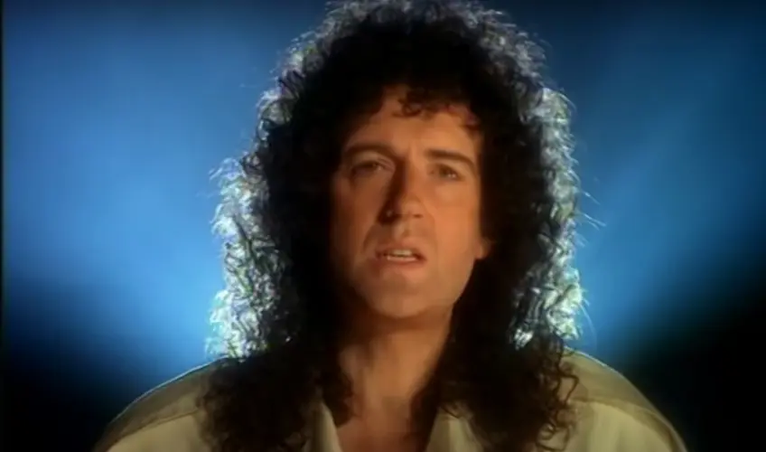 Brian May de Queen vient d’être élu “meilleur guitariste rock de tous les temps”