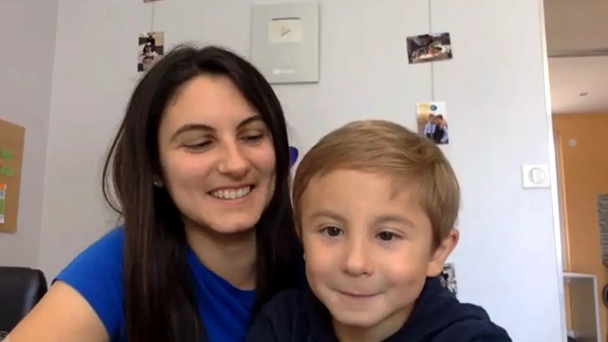 Vidéo : 5 ans et youtubeur malgré la maladie