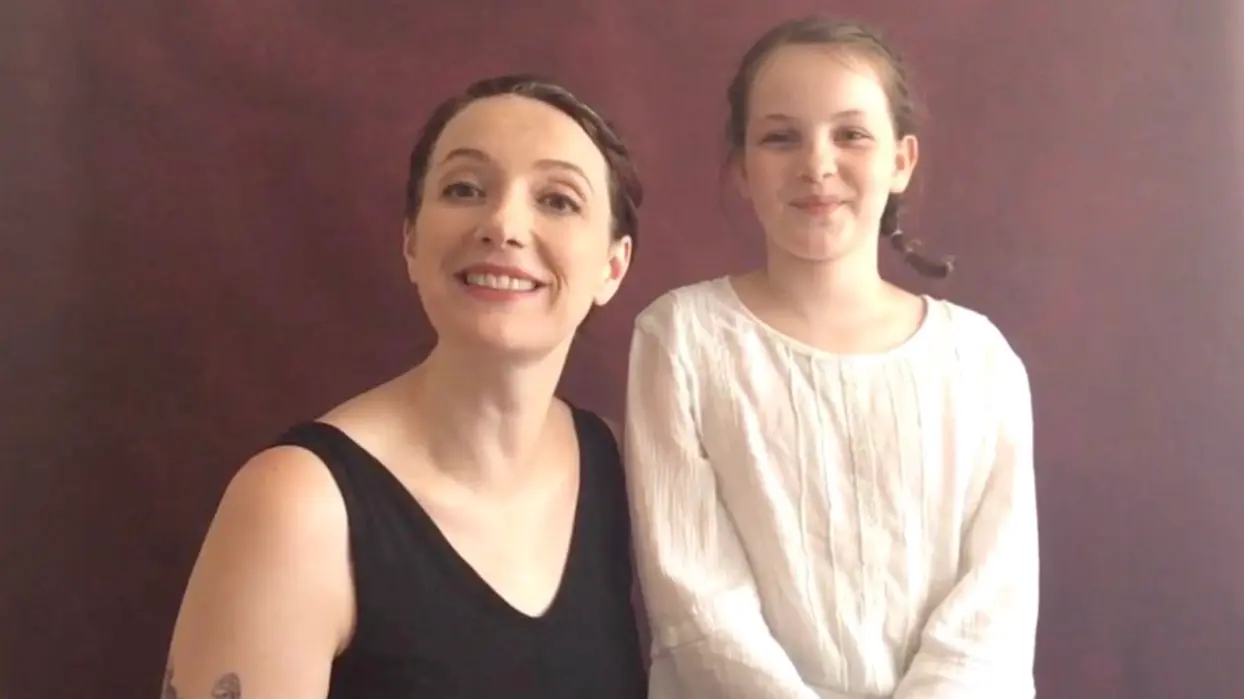 Vidéo : Orphée, 9 ans, raconte comment elle vit avec le syndrome de la Tourette