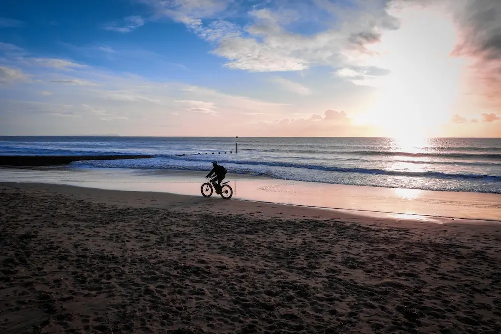 Il fait 130 km en vélo libre-service juste pour aller se baigner à Biarritz