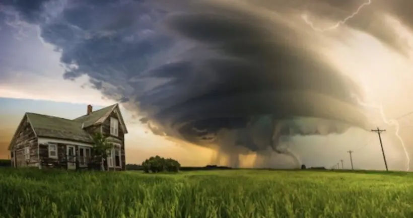 Un photographe critiqué pour avoir publié une fausse image de tornade