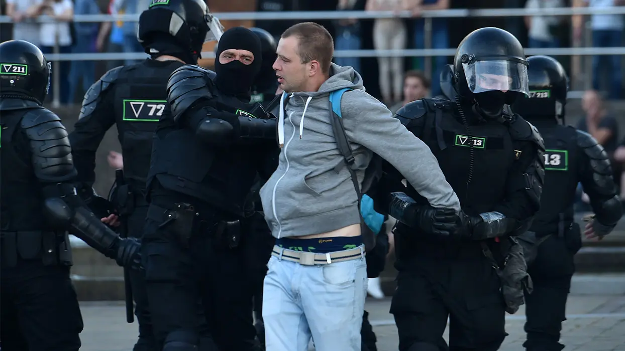 Arrestations, répression, opposition en exil… que se passe-t-il au Bélarus ?