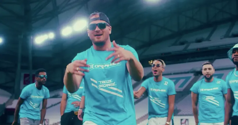 Vidéo : JuL et sa “Bande organisée” investissent le Vélodrome dans un clip