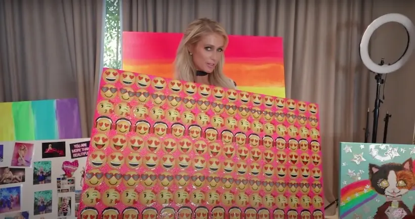 Paris Hilton s’est mise à l’art et révèle ses œuvres ultra-pop
